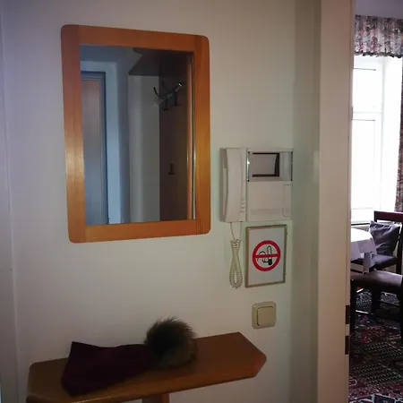 Apartment Garconniere Im Ehemaligen Austria *
