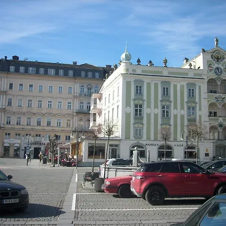 Apartment Garconniere Im Ehemaligen Austria *