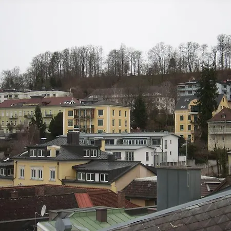 Apartment Garconniere Im Ehemaligen Austria